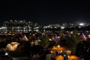 안동서, 국내 최대 규모 캠핑축제 열려 ‘낙동강변 1,500동 텐트촌 진풍경’